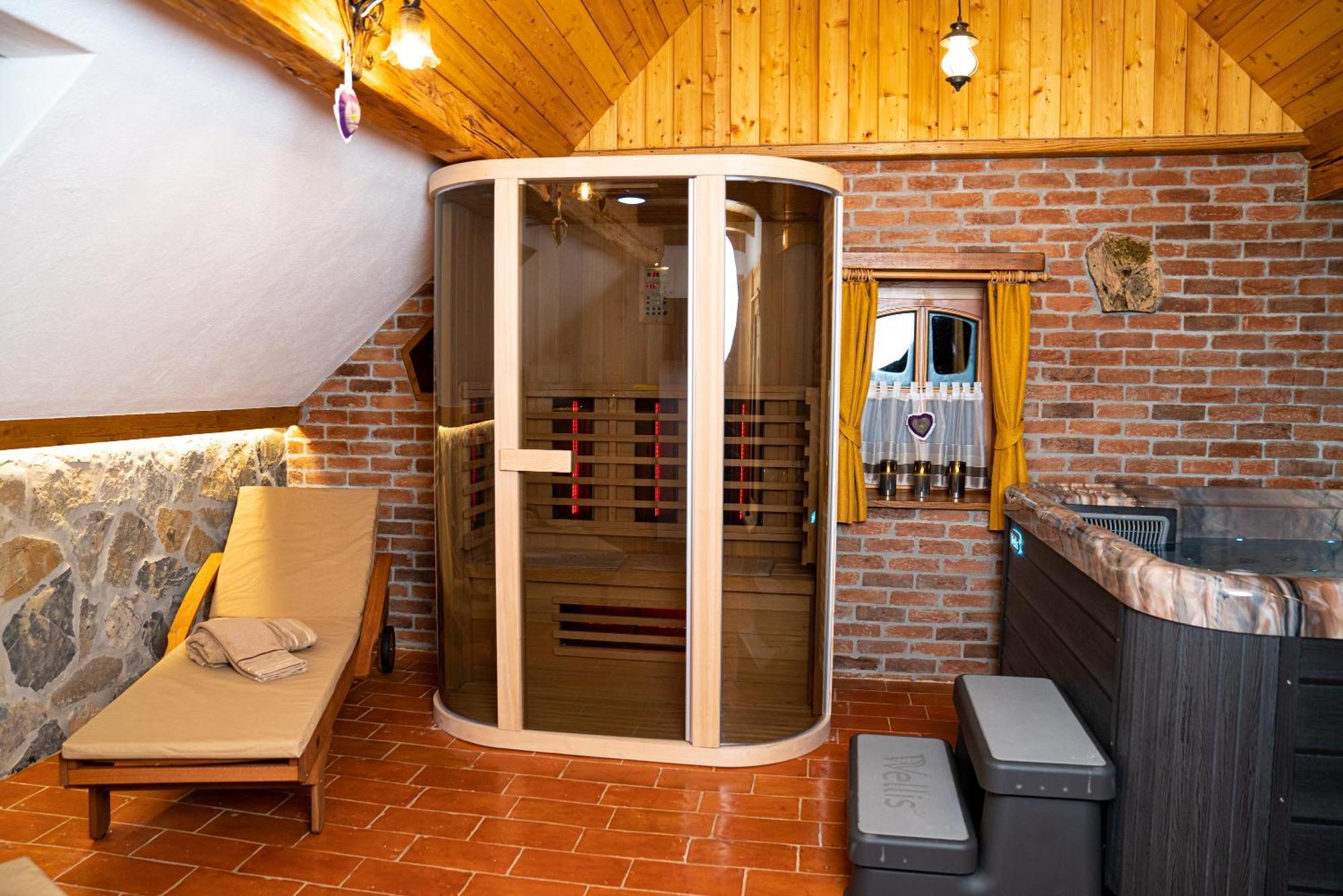 Guesthouse Močivnik Okroglice Extérieur photo