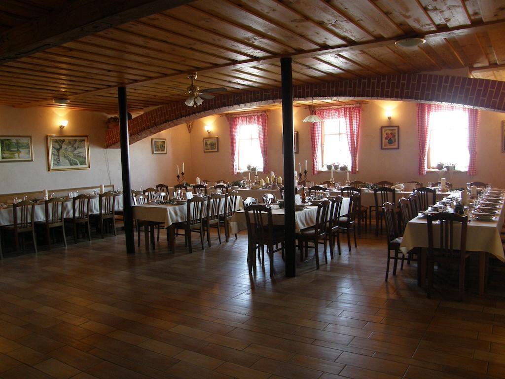 Guesthouse Močivnik Okroglice Extérieur photo